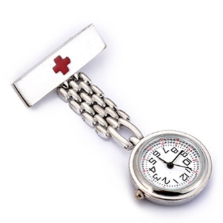 Montre infirmière croix rouge argent